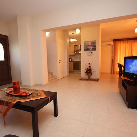 פיסורי Holidays Villas מראה חיצוני תמונה
