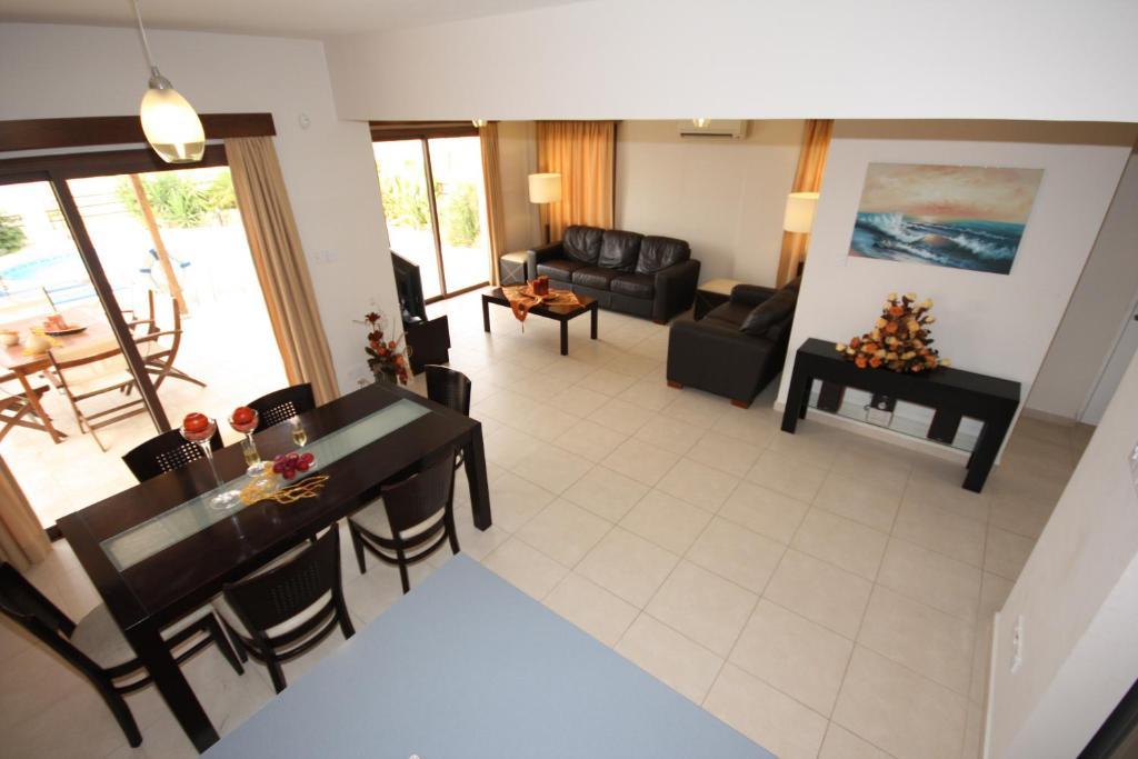 פיסורי Holidays Villas חדר תמונה