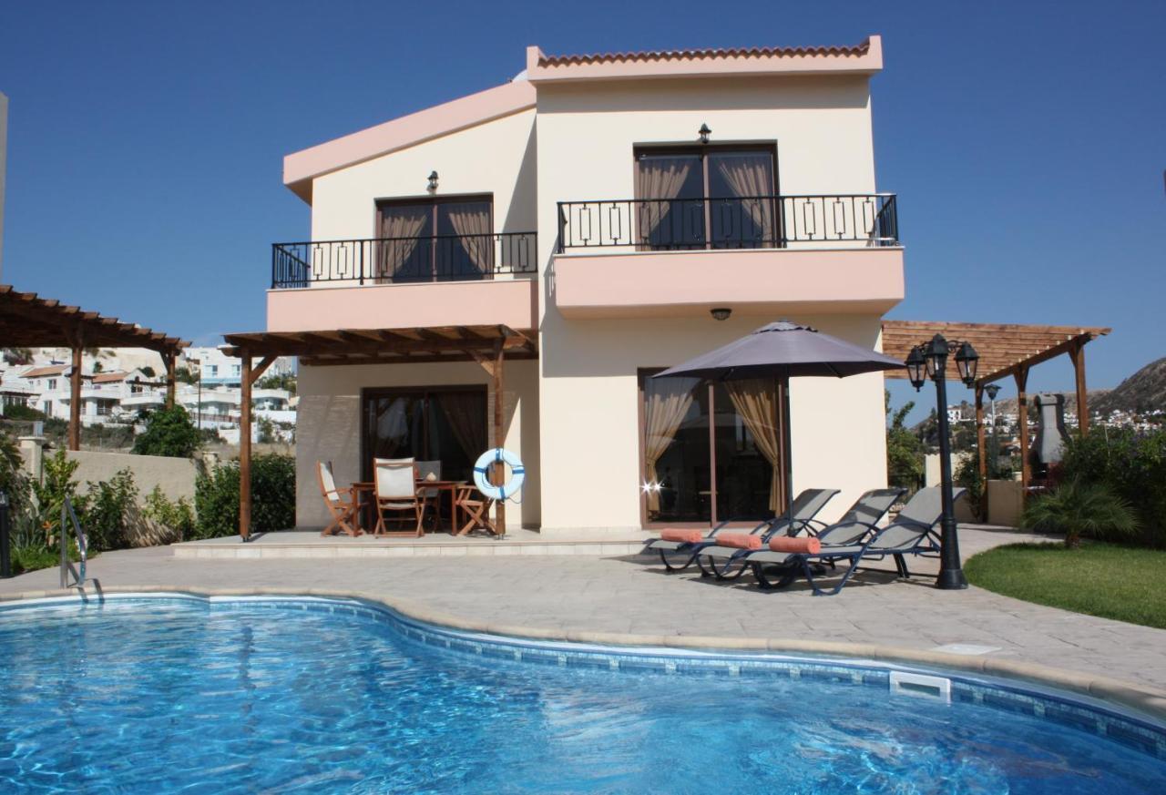 פיסורי Holidays Villas מראה חיצוני תמונה