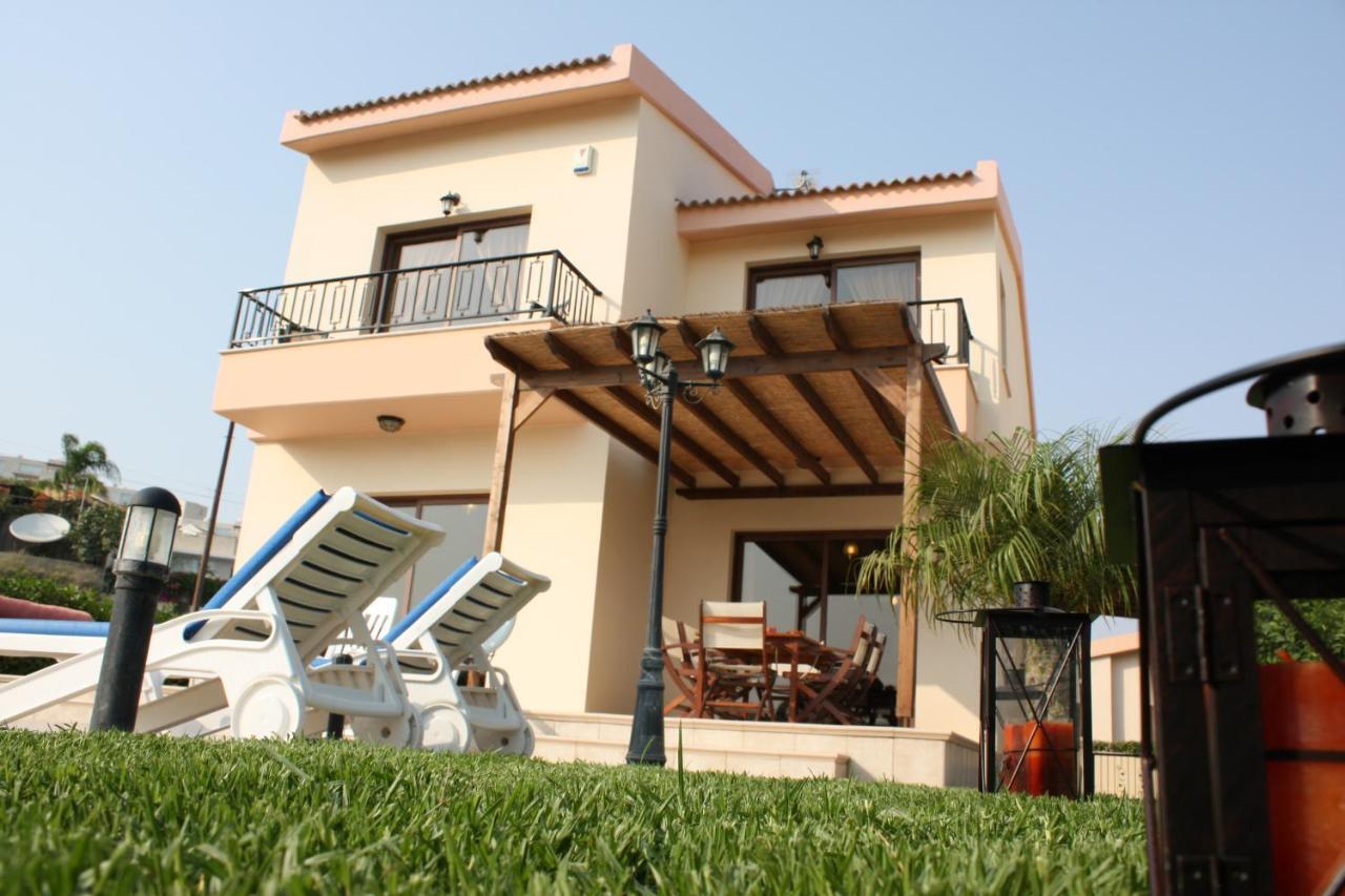 פיסורי Holidays Villas מראה חיצוני תמונה