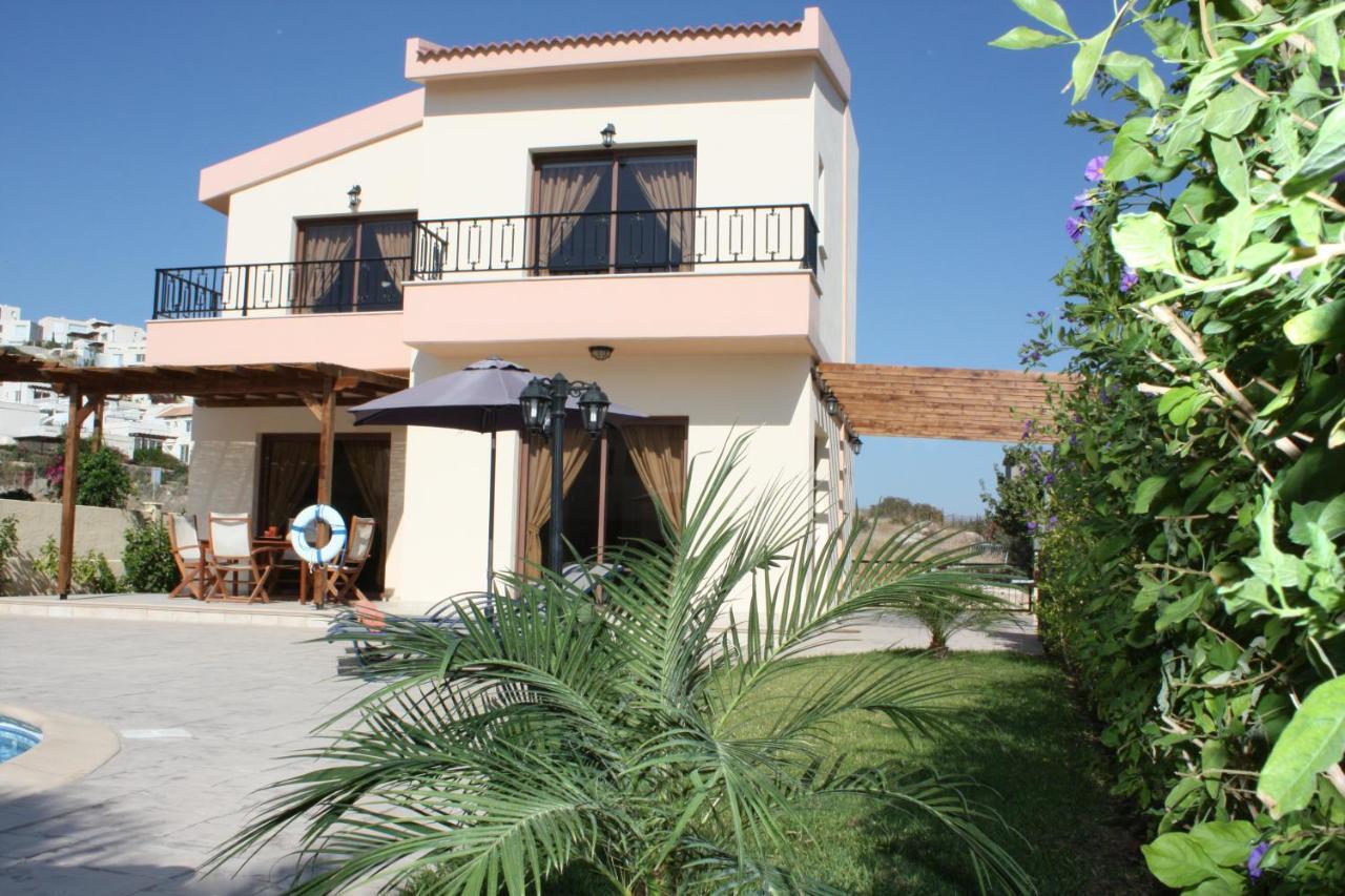 פיסורי Holidays Villas מראה חיצוני תמונה