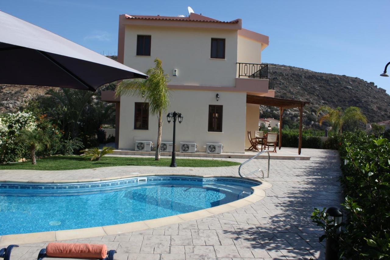 פיסורי Holidays Villas מראה חיצוני תמונה